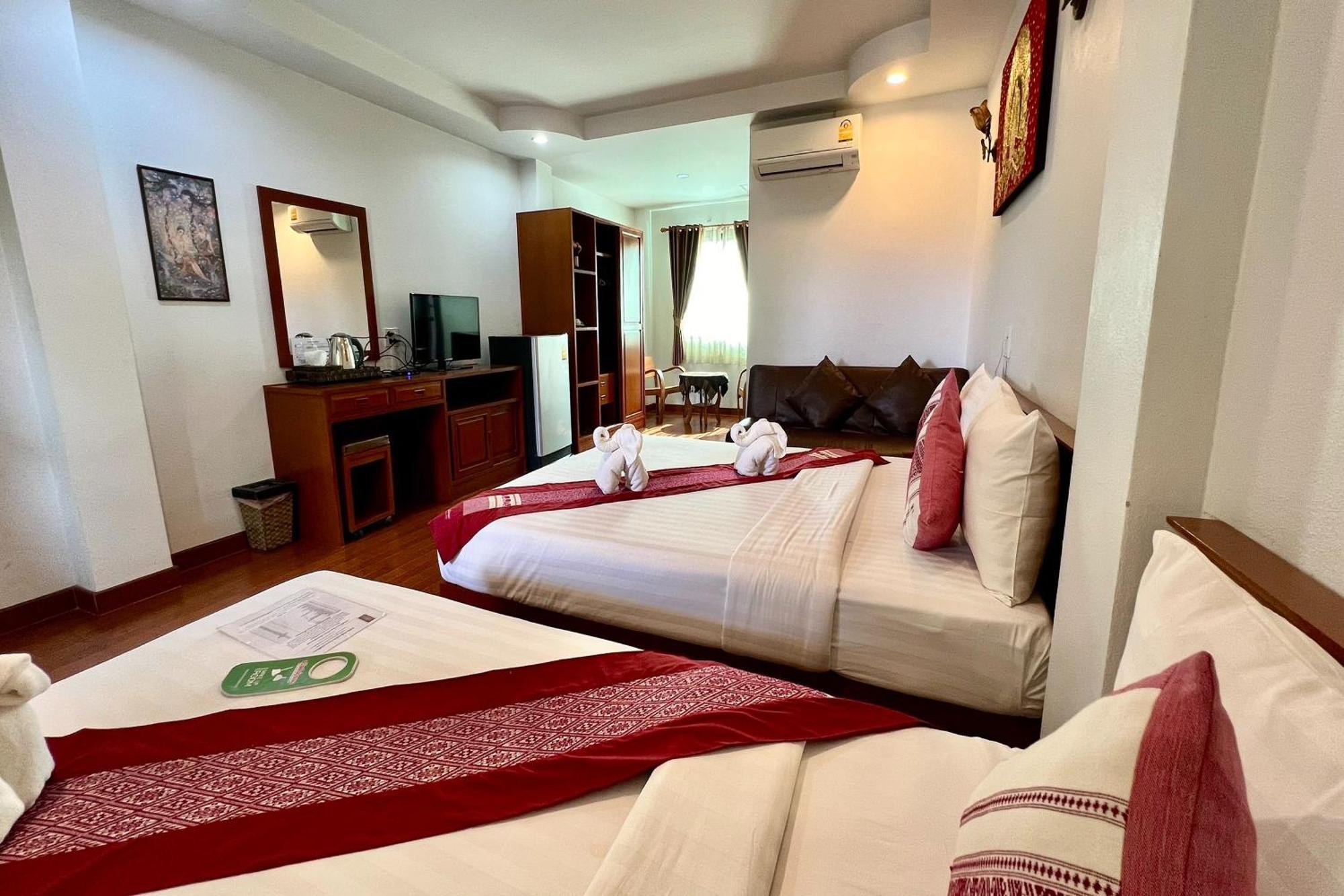 Sawadeelanna Hotel Нан Экстерьер фото