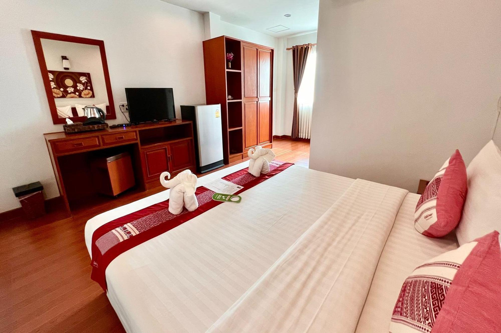 Sawadeelanna Hotel Нан Экстерьер фото