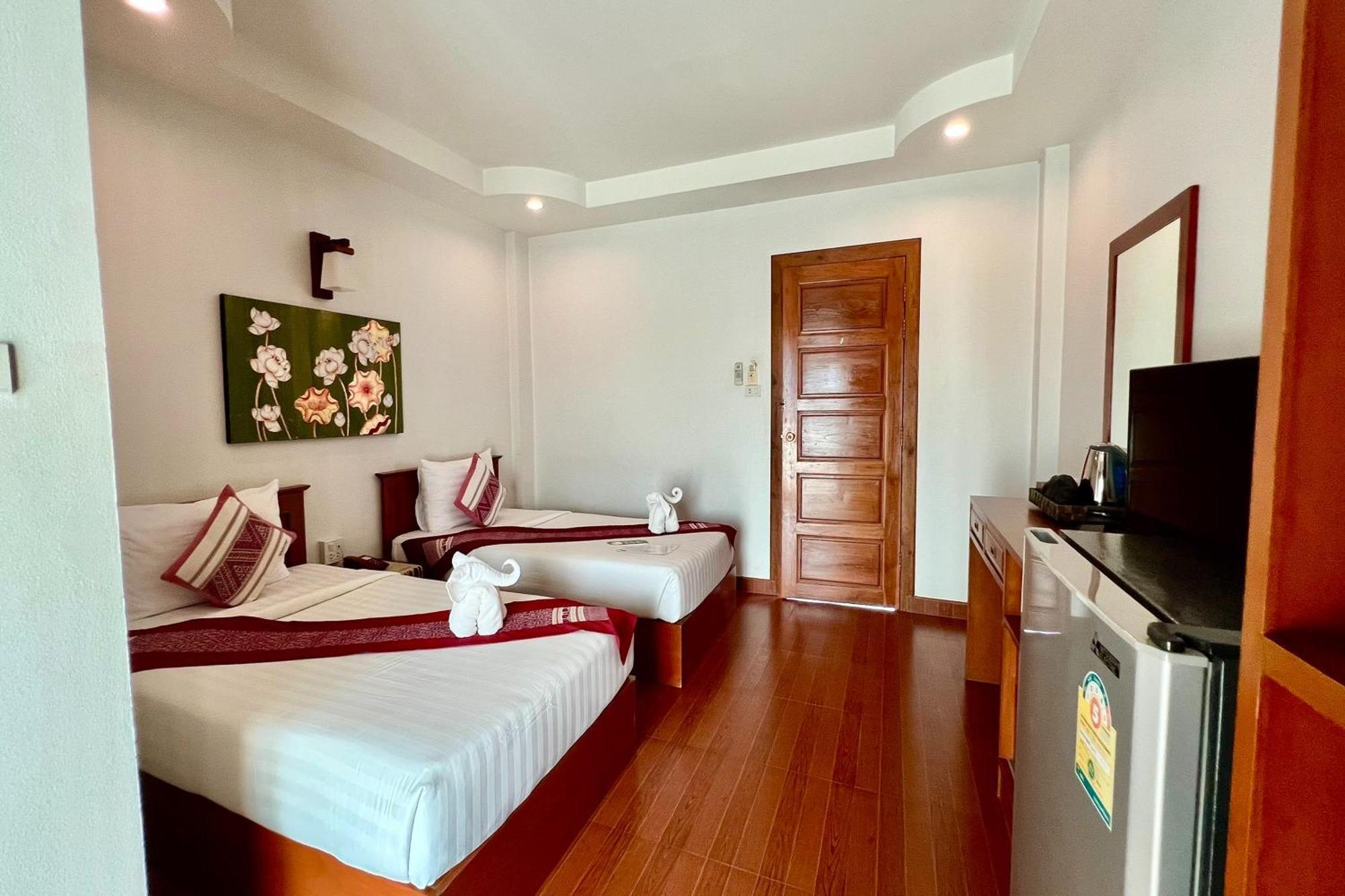 Sawadeelanna Hotel Нан Экстерьер фото