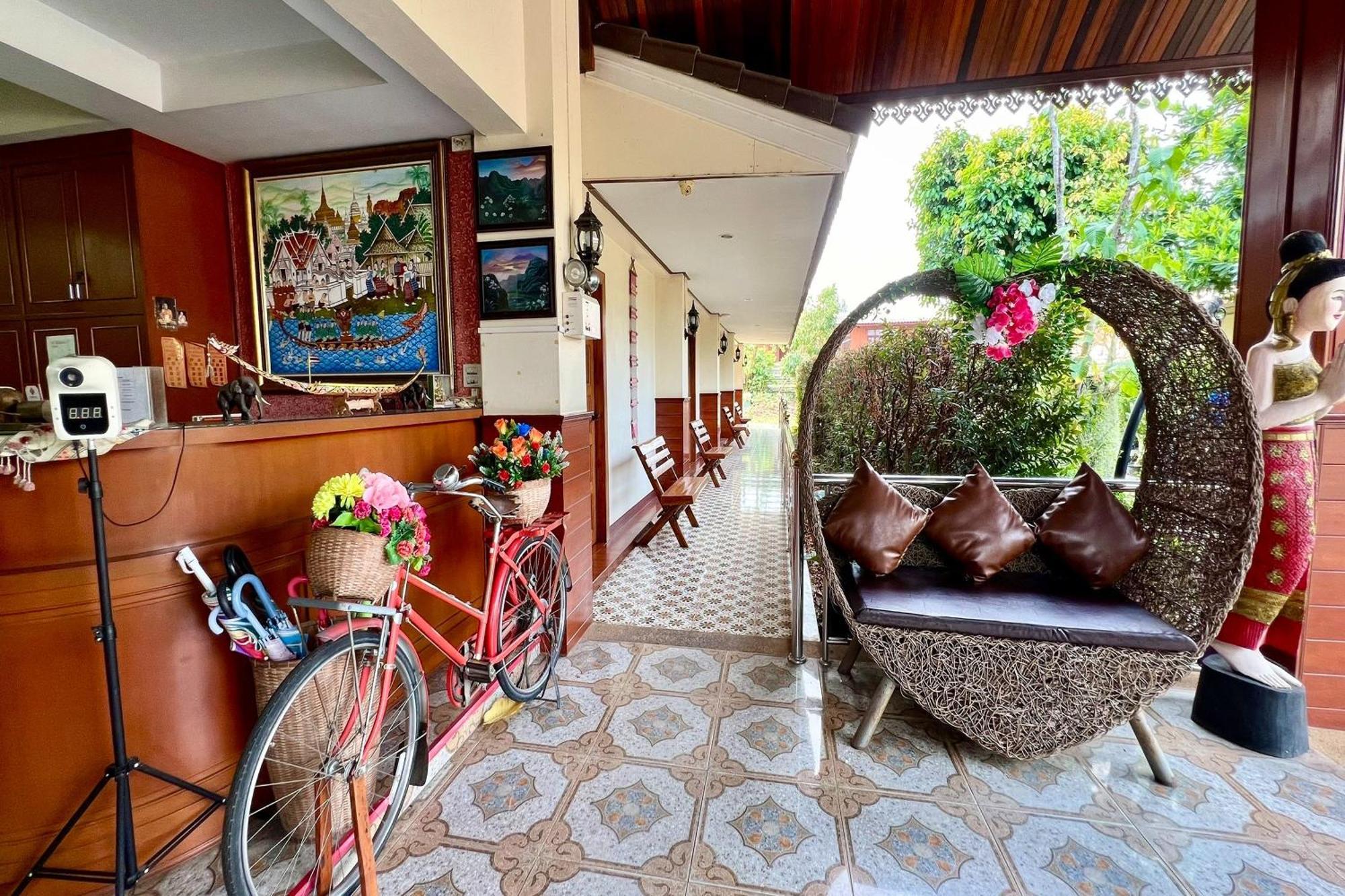 Sawadeelanna Hotel Нан Экстерьер фото