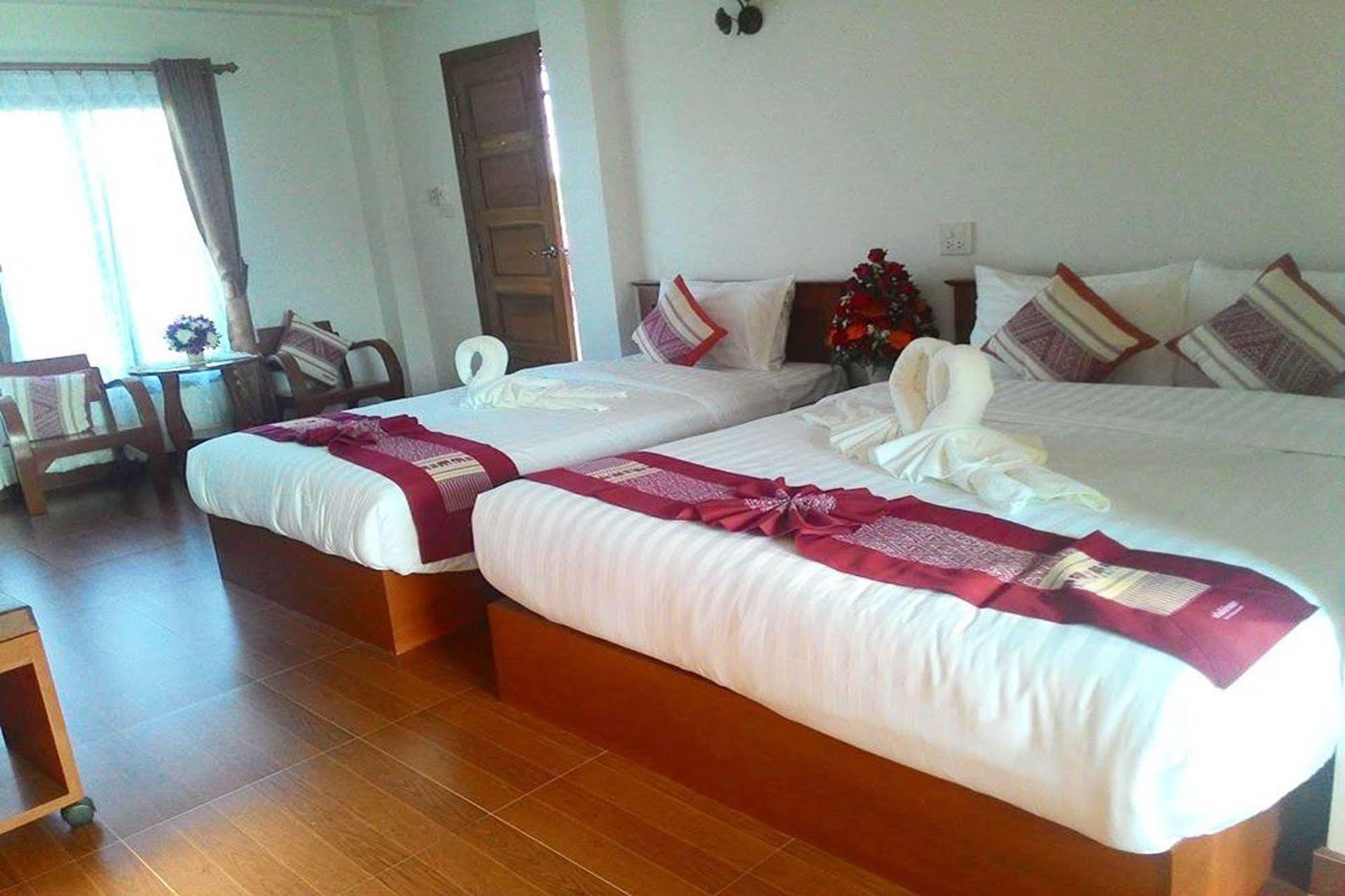 Sawadeelanna Hotel Нан Экстерьер фото